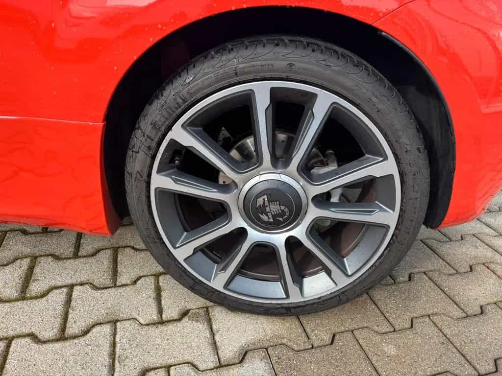 Abarth MY23 1.4 T-Jet 165PS MT 12/2023-photo-16
