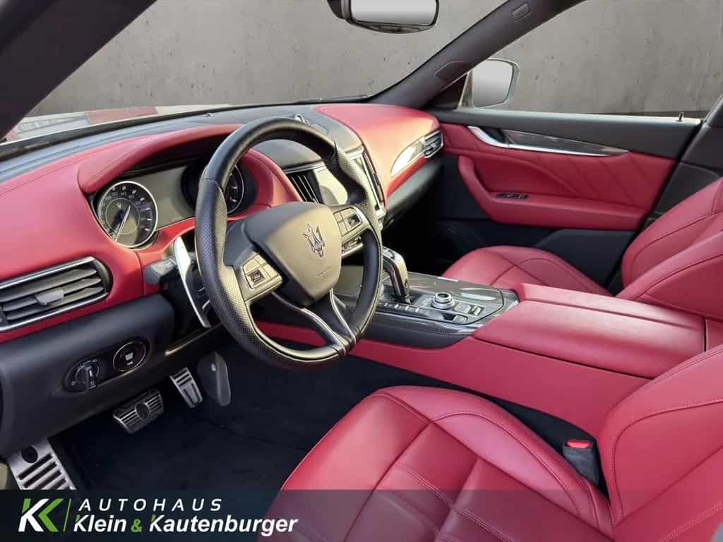 Maserati Levante 3.0 V6 Modena +LED+CARPLAY+SPORTSITZE 04/2023-photo-11