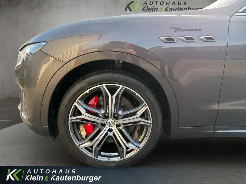 Maserati Levante 3.0 V6 Modena +LED+CARPLAY+SPORTSITZE 04/2023-photo-8