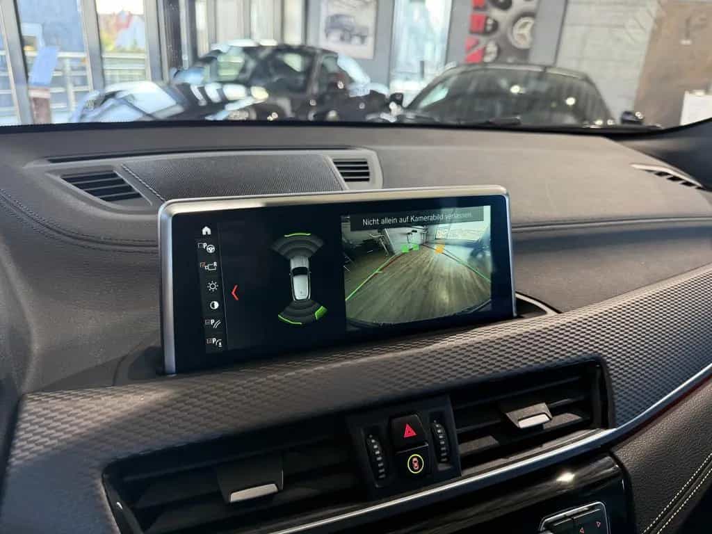 BMW X2 sDrive 20 i M Sport X*PANO*KAMERA*ACC*H&K*HUD 03/2018-photo-18