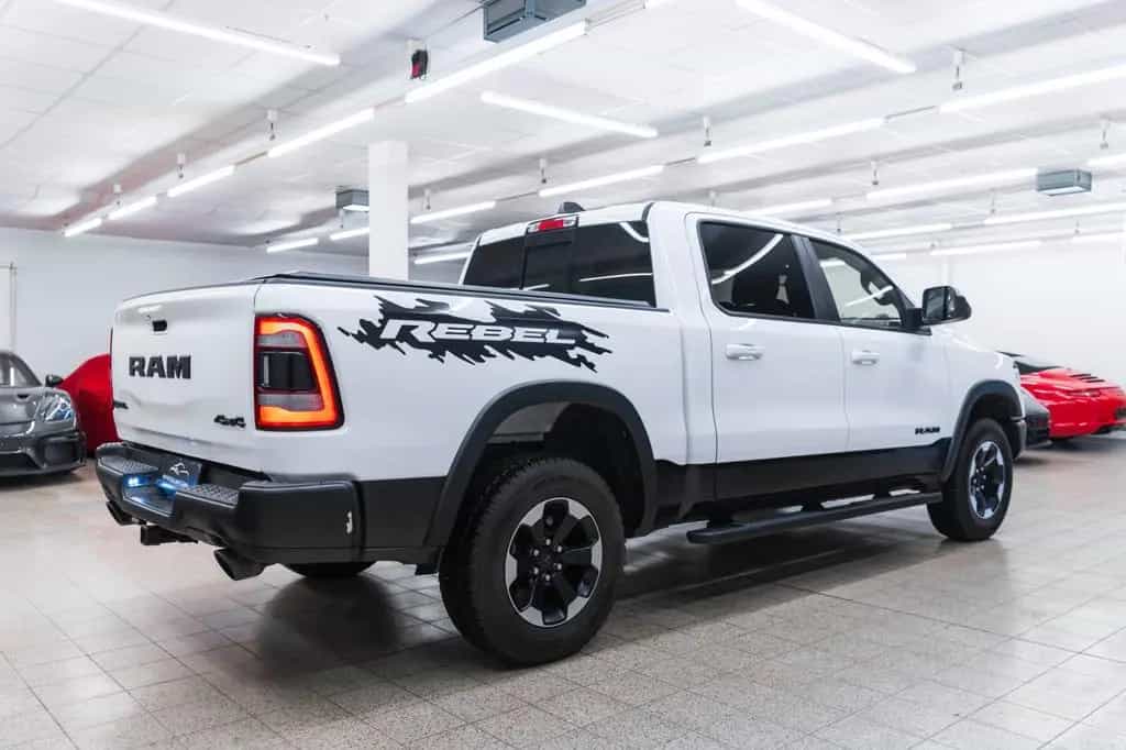 Dodge RAM 1500 REBEL 5,7L CARPLAY KAM AHK M+S TEMPOMAT 11/2019-photo-10