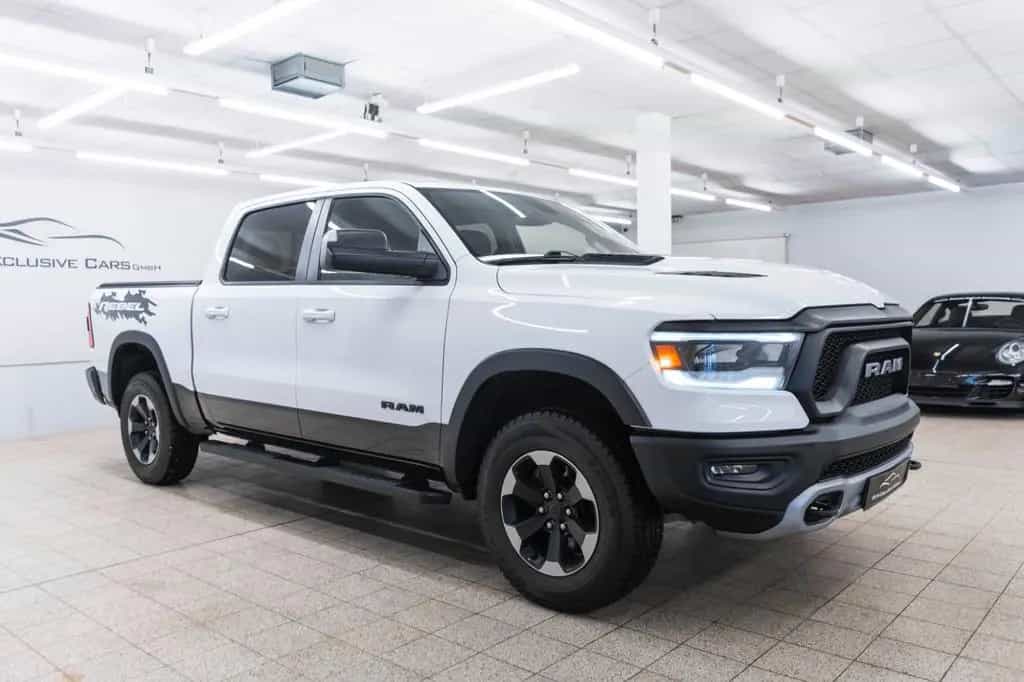 Dodge RAM 1500 REBEL 5,7L CARPLAY KAM AHK M+S TEMPOMAT 11/2019-photo-2