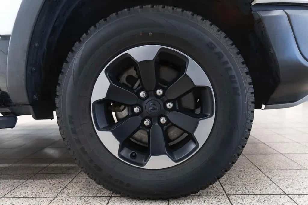 Dodge RAM 1500 REBEL 5,7L CARPLAY KAM AHK M+S TEMPOMAT 11/2019-photo-27