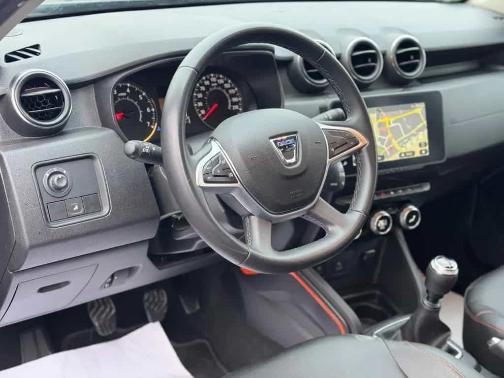 Dacia Duster II Extreme Leder LED Alu Spur 360° Navi 02/2023-photo-10