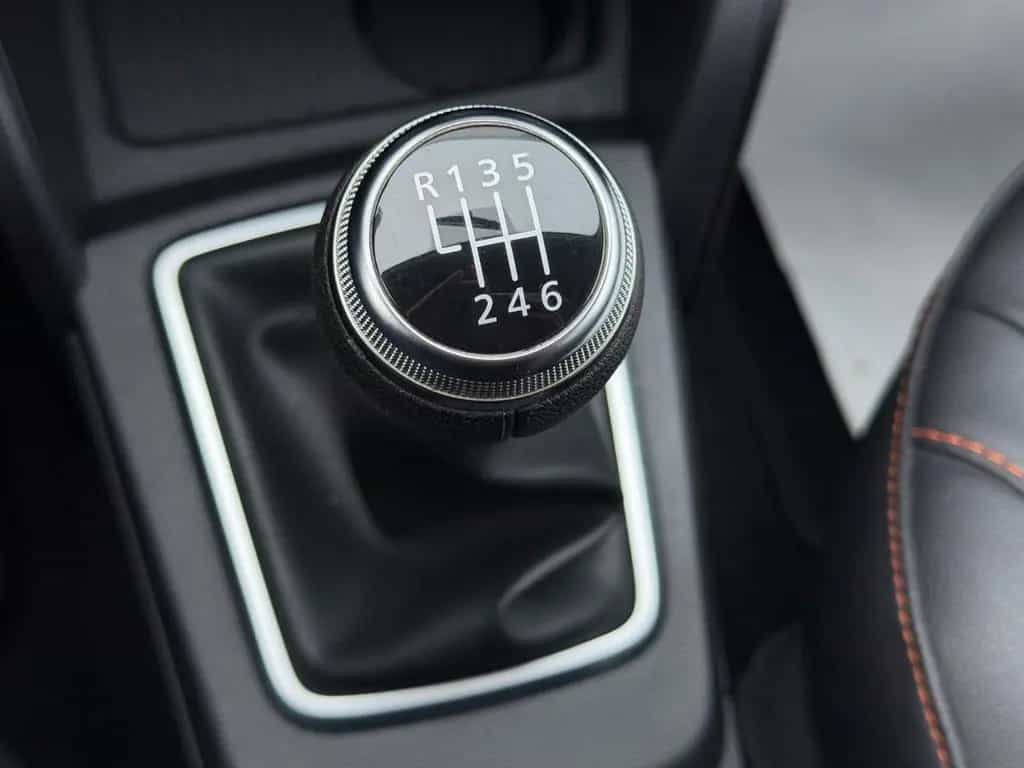 Dacia Duster II Extreme Leder LED Alu Spur 360° Navi 02/2023-photo-25