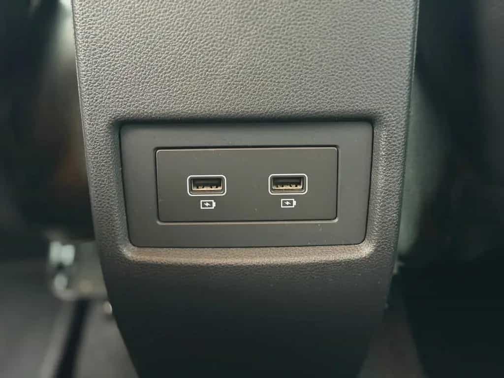 Dacia Duster II Extreme Leder LED Alu Spur 360° Navi 02/2023-photo-27