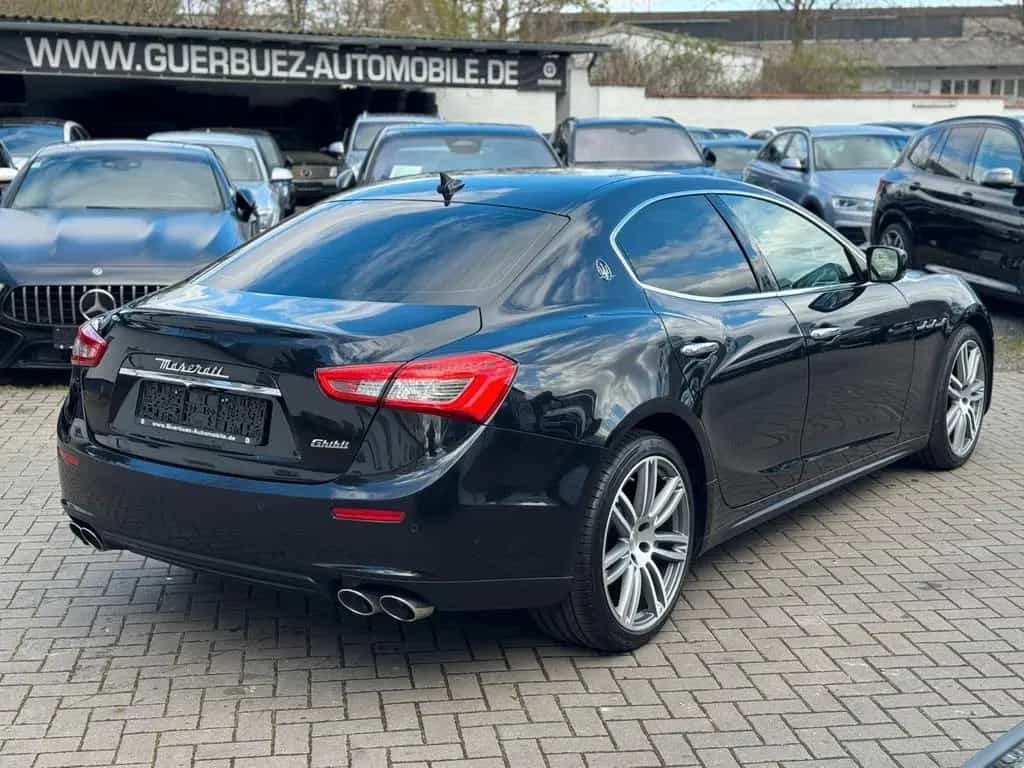 Maserati Ghibli 3,0 Diesel *GSD*Leder Beige*Szhg*20" 10/2013-photo-3