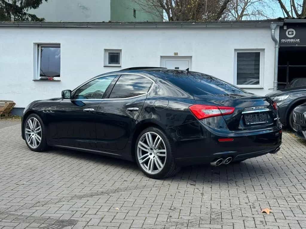 Maserati Ghibli 3,0 Diesel *GSD*Leder Beige*Szhg*20" 10/2013-photo-4