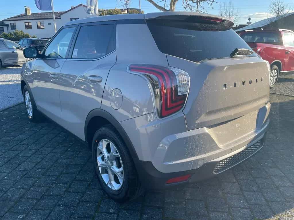 KGM Tivoli 1.5 T-GDI Essential(Nomad)°Automatik° null-photo-4