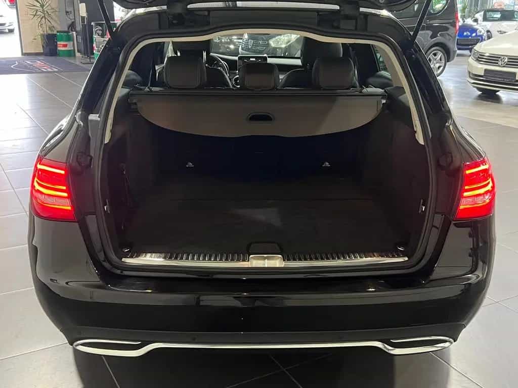 Mercedes-Benz C-Class 180 CGI T Automatik **Navi*LED*SHZ*PDC*Temp** 03/2018-photo-4