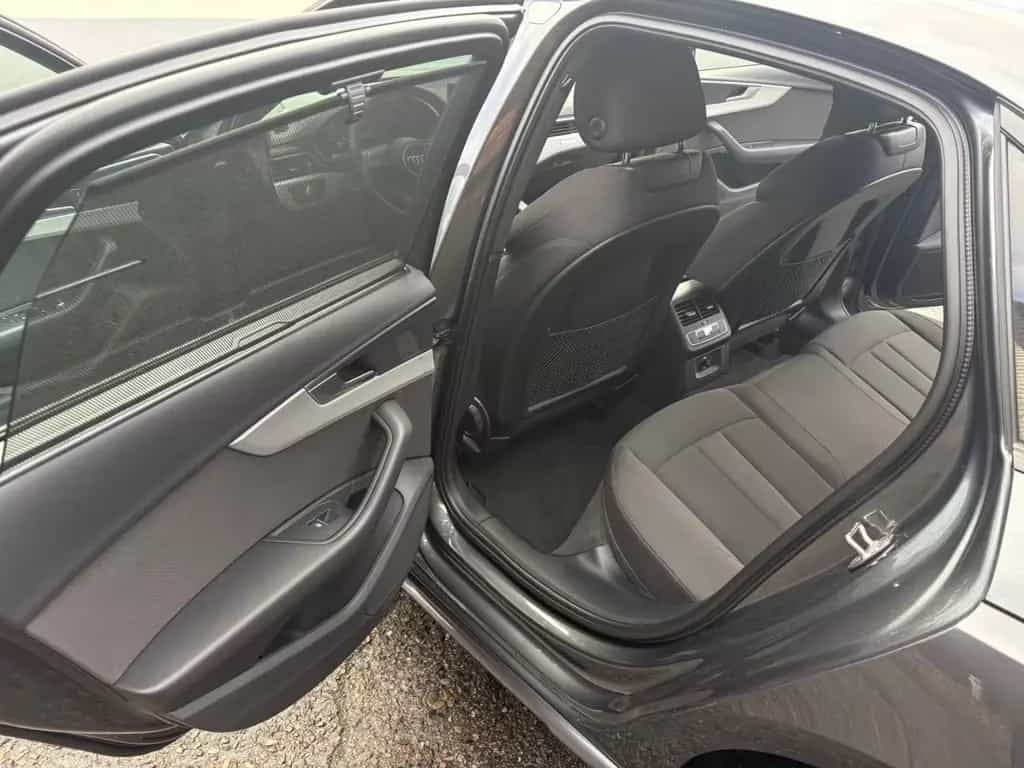 Audi A4 Lim. 40 TFSI quattro S-line Black Style 10/2023-photo-15