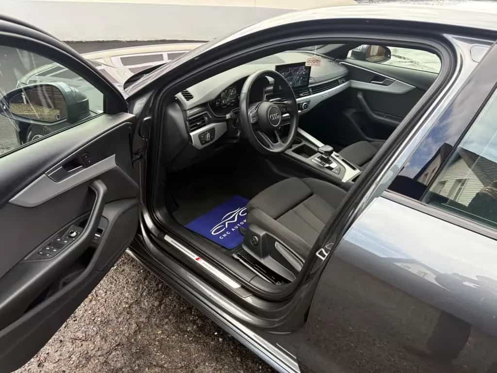 Audi A4 Lim. 40 TFSI quattro S-line Black Style 10/2023-photo-8