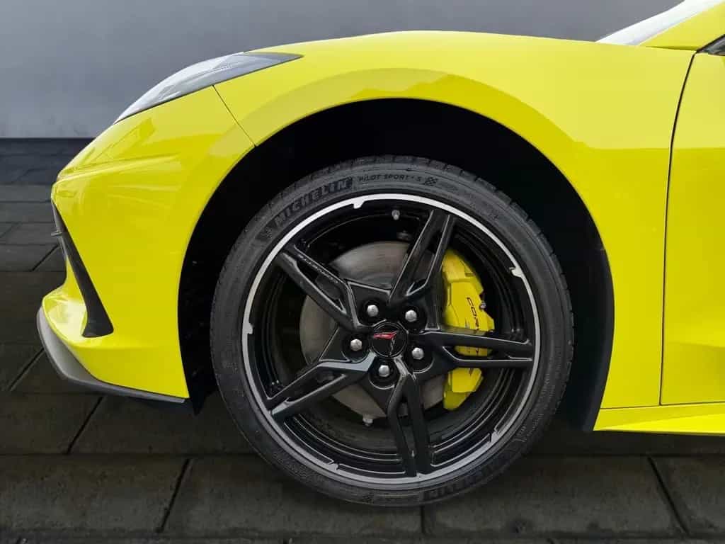 Corvette C8 STINGRAY*70TH*ANNIVERSARY*EDITION*DEUTSCH*NEU 08/2025-photo-13