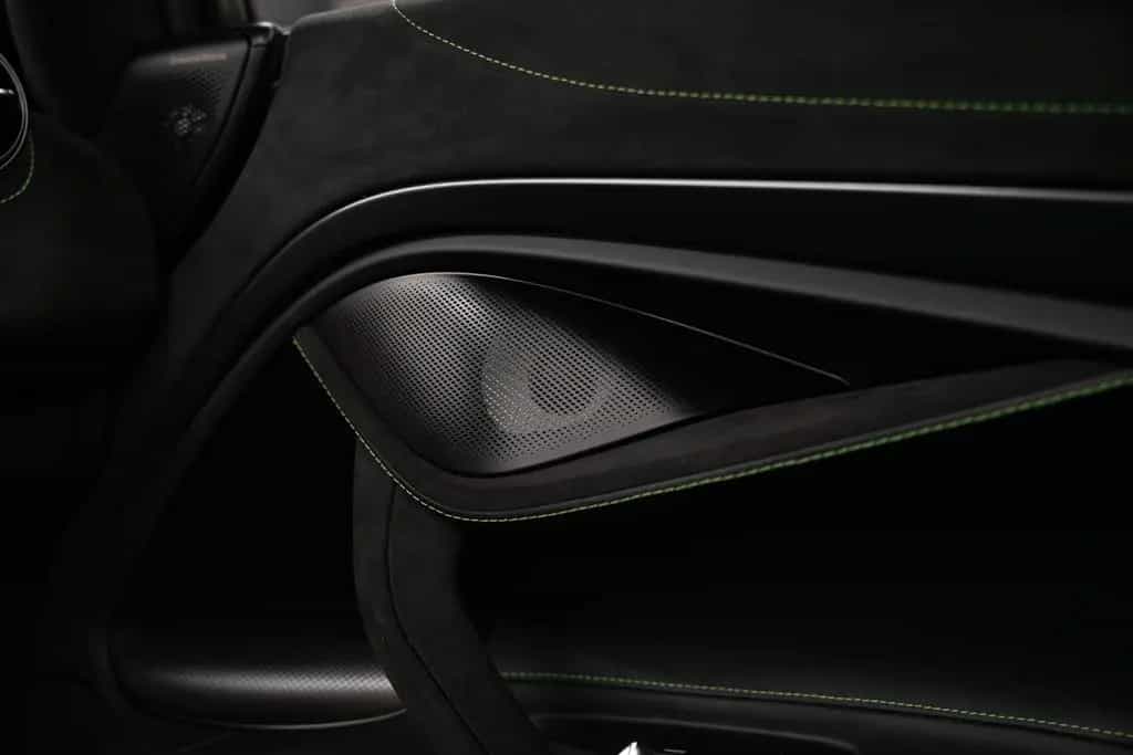McLaren 750S Spider CF Exterior I Mantis Green I B&W null-photo-26