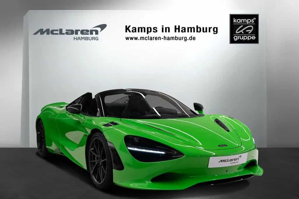 McLaren 750S Spider CF Exterior I Mantis Green I B&W null-photo-6