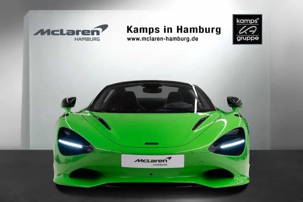 McLaren 750S Spider CF Exterior I Mantis Green I B&W null-photo-7