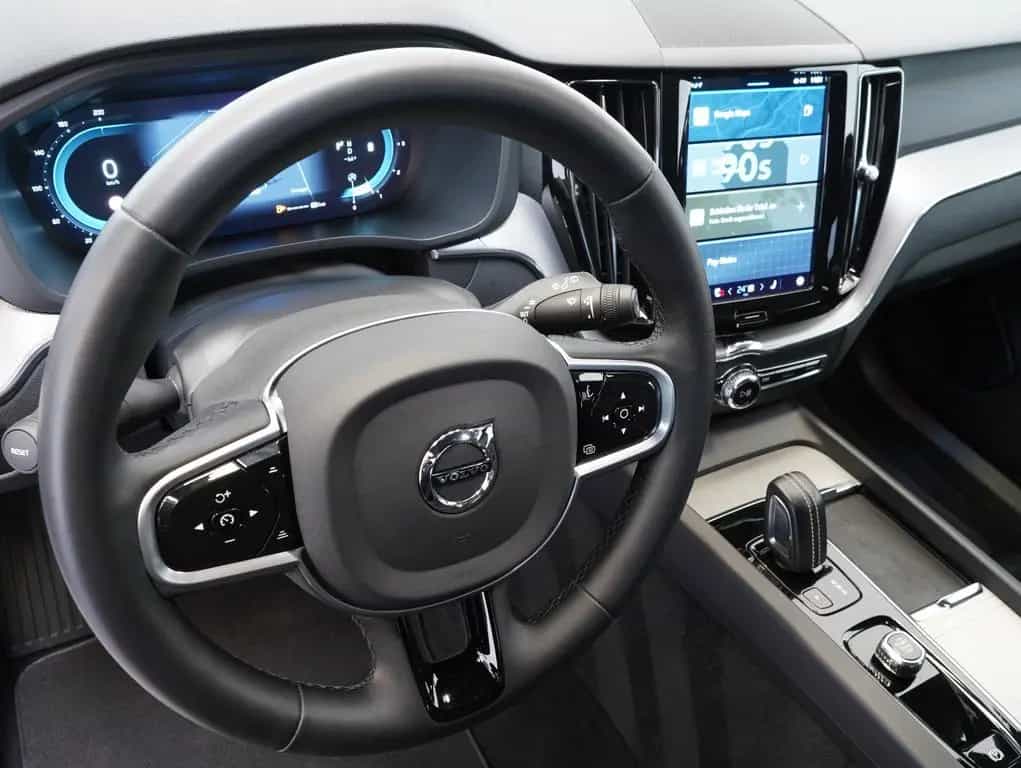 Volvo XC60 B4 D R-Design LED/ILS/AHK/LM21" 01/2022-photo-6