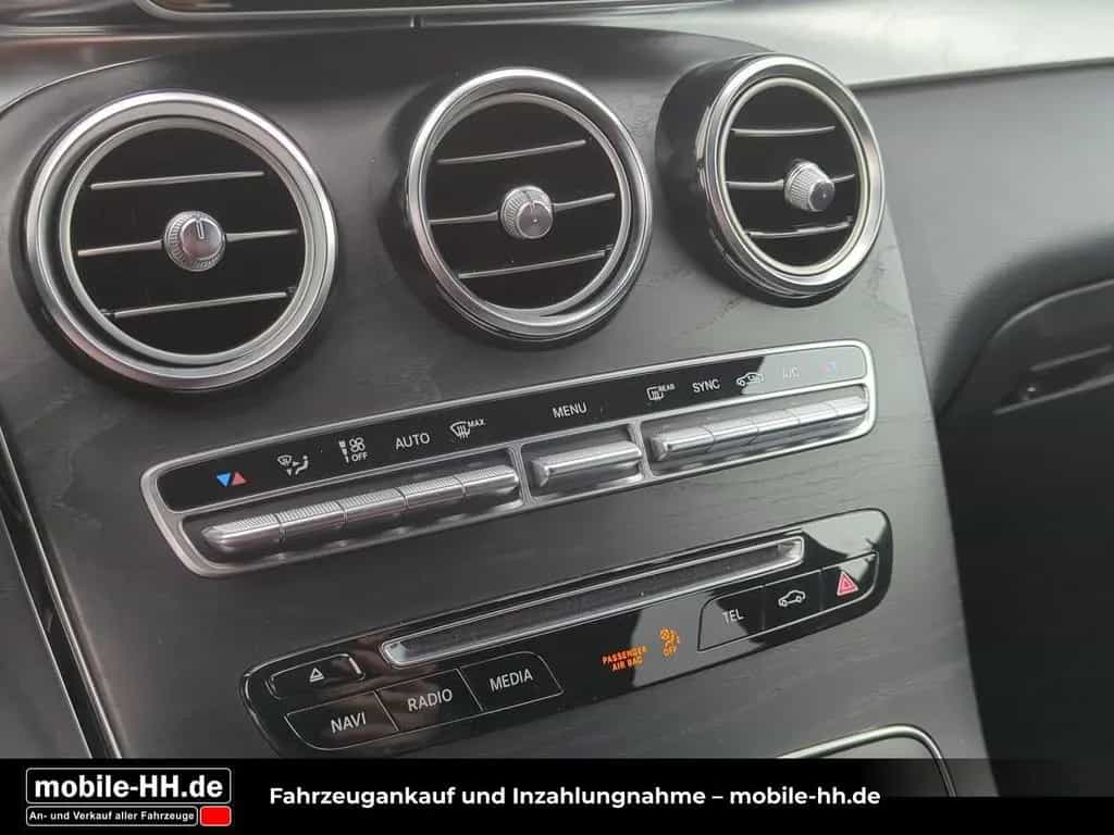 Mercedes-Benz GLC 250 COUPE 4Matic*KAMERA*3x AMG LINE*TWA* 05/2018-photo-16