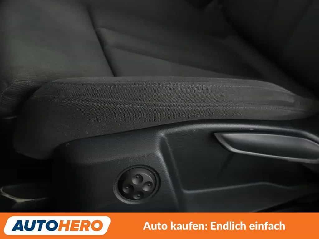 Audi A4 1.4 TFSI ACT Sport*NAVI*PDC*XENON*SHZ*AHK* 10/2017-photo-27