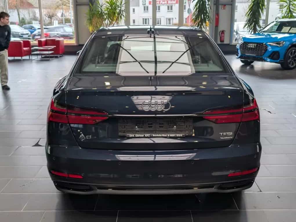 Audi A6 55 TFSI quattro S tronic sport 8-fach 10/2022-photo-3