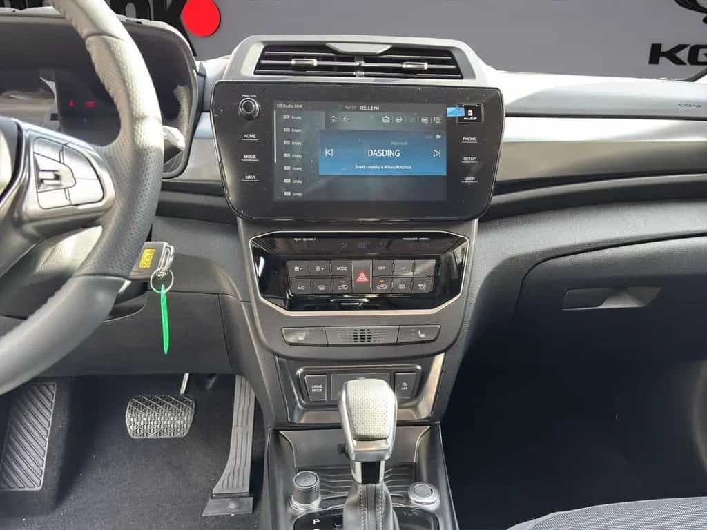 KGM Tivoli Essential 1.5 2WD *SHZ/RFK/APP/PDC* null-photo-10