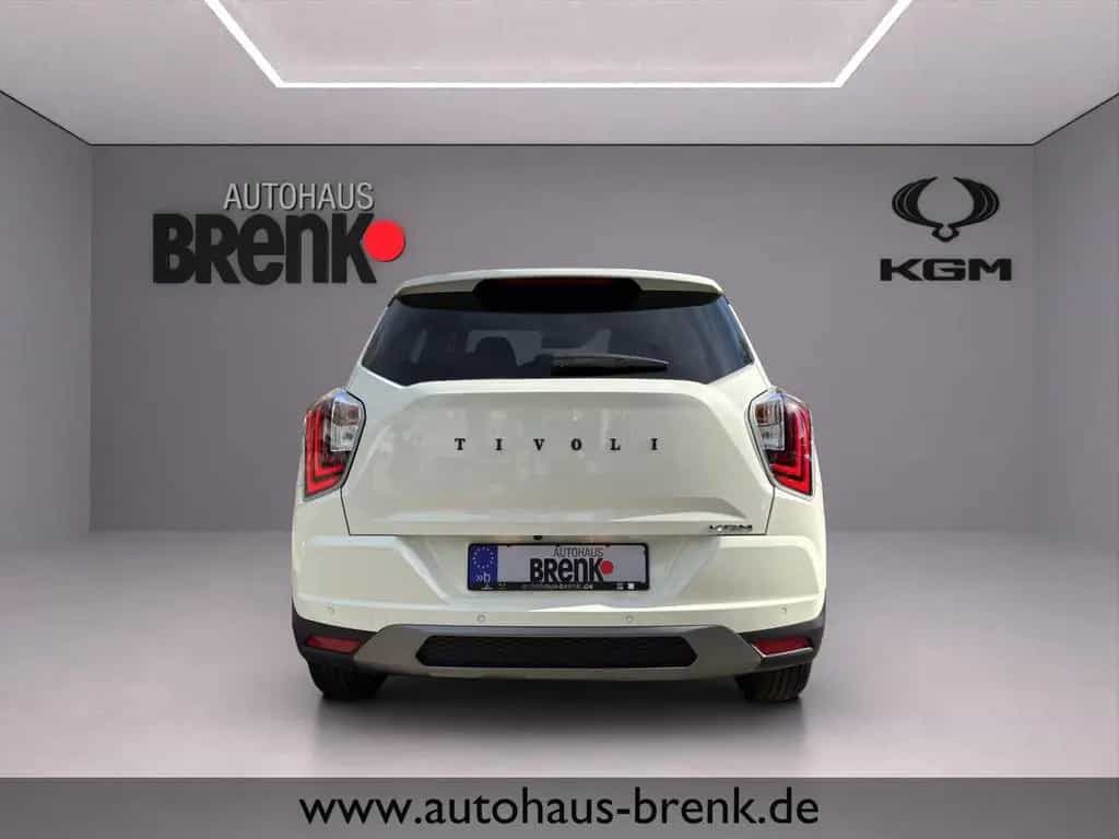 KGM Tivoli Essential 1.5 2WD *SHZ/RFK/APP/PDC* null-photo-3