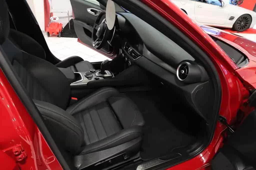 Alfa Romeo Giulia Veloce Q4,Aut,Matirx,Nav,KeyG,RFK,TWA,ACC 10/2024-photo-19