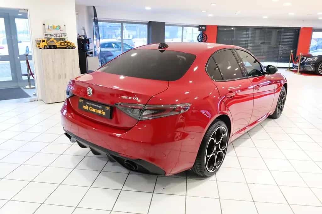 Alfa Romeo Giulia Veloce Q4,Aut,Matirx,Nav,KeyG,RFK,TWA,ACC 10/2024-photo-6