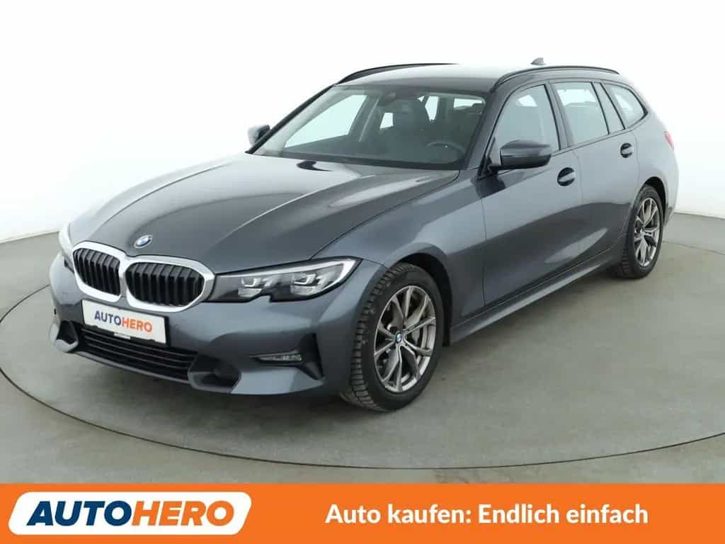 BMW 3 Series 330i Sport Line Aut.*NAVI*PDC*SHZ*TEMPO*ALU* 11/2019-photo-0