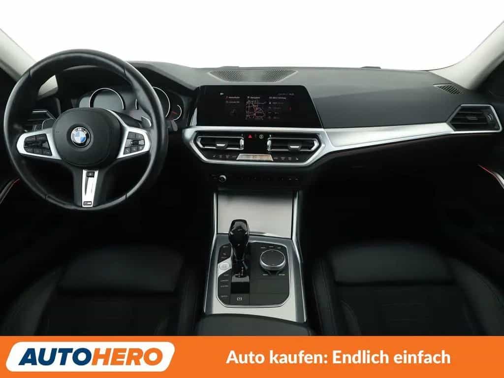 BMW 3 Series 330i Sport Line Aut.*NAVI*PDC*SHZ*TEMPO*ALU* 11/2019-photo-11