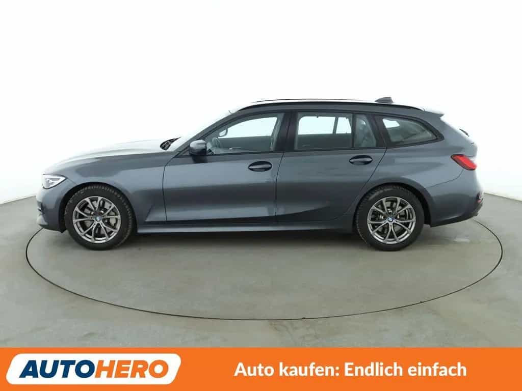 BMW 3 Series 330i Sport Line Aut.*NAVI*PDC*SHZ*TEMPO*ALU* 11/2019-photo-2