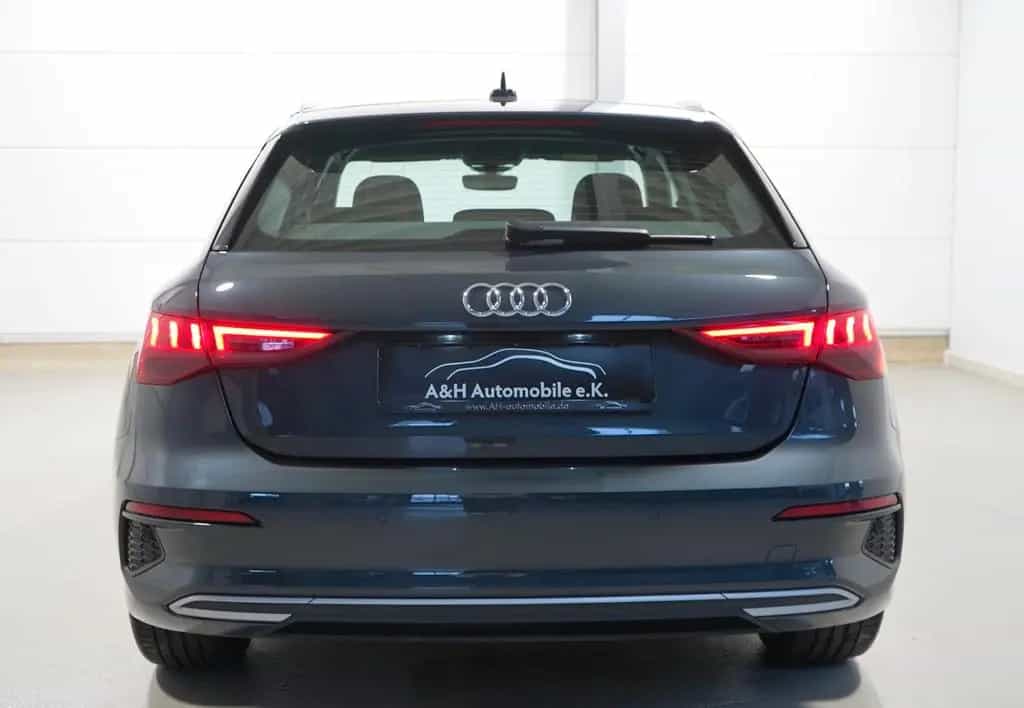 Audi A3 Sportback 35 TDI S-tronic *ACC*AMBIENTE*HIFI 05/2021-photo-4