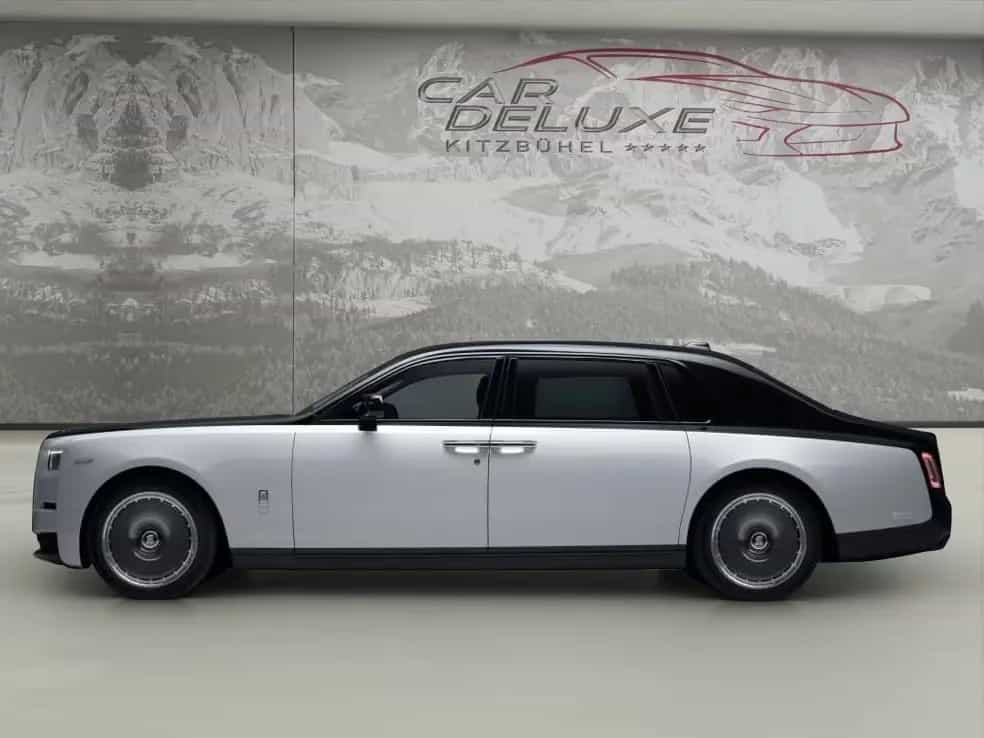 Rolls-Royce Phantom EWB Centenary Edition 1of25 null-photo-2