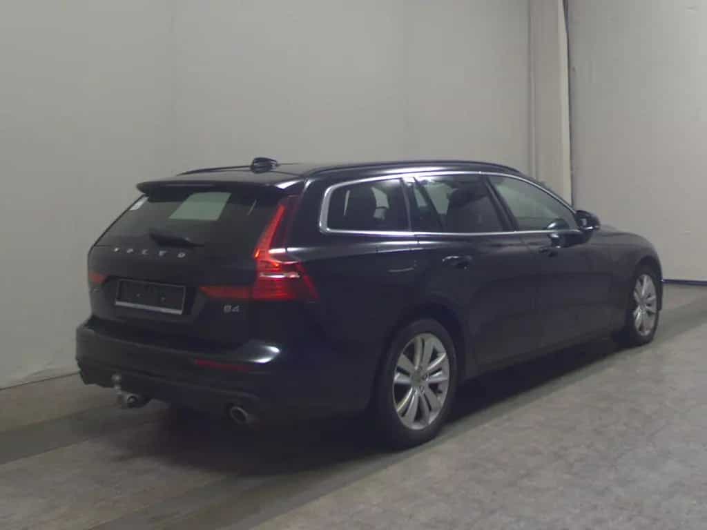 Volvo V60 B4 D Momentum Pro AHK Navi LED 12/2021-photo-3