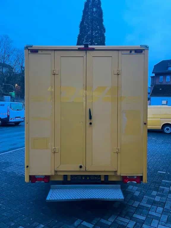 Iveco Daily / Koffer Foodtruck Camper Automatik 09/2012-photo-1