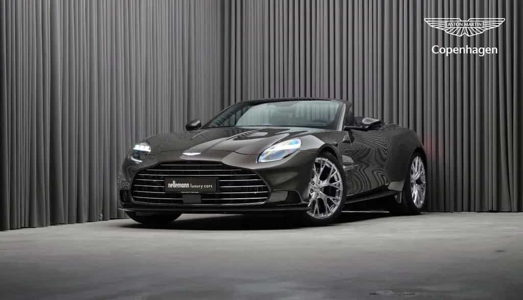 Aston Martin Vanquish Volante null-photo-0