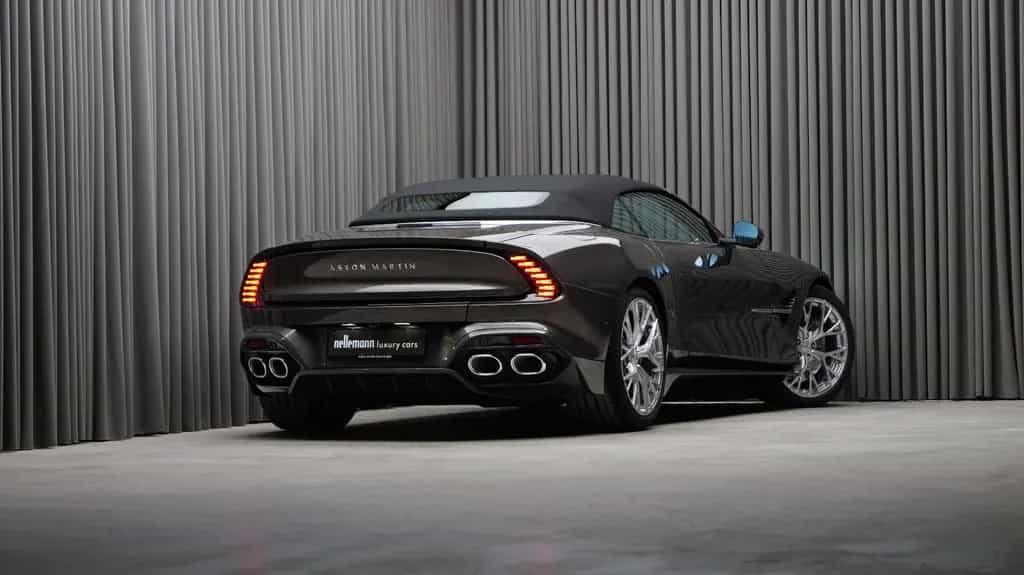 Aston Martin Vanquish Volante null-photo-13