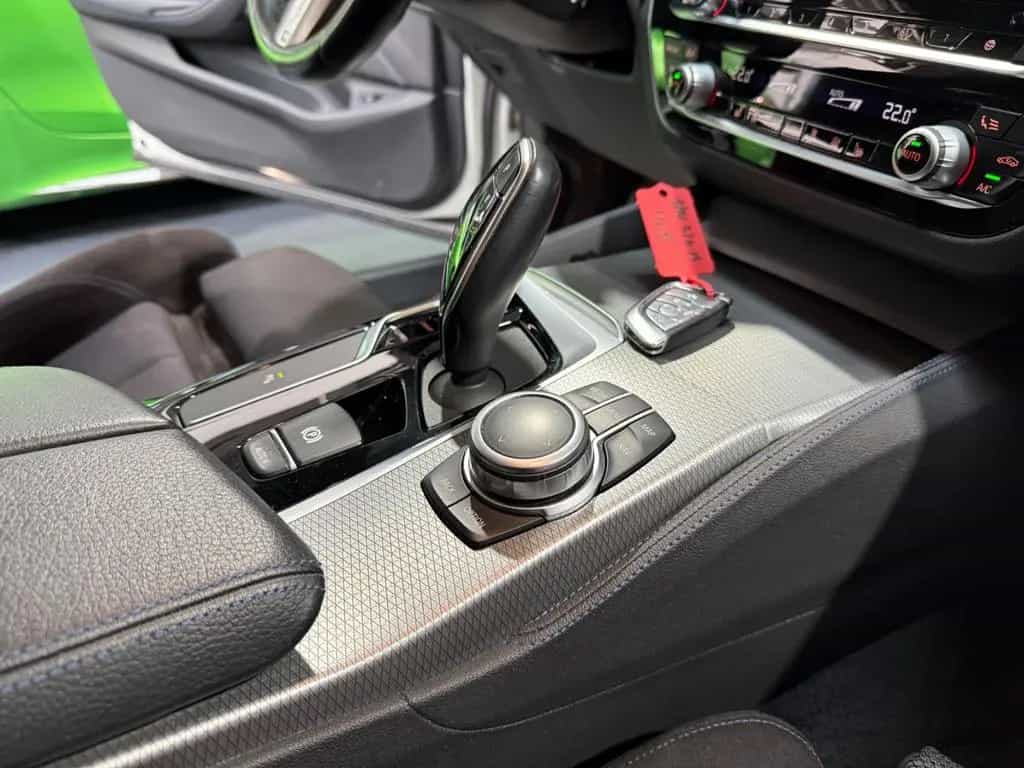 BMW 5 Series 520 d M Sportpaket 2HD/R-Kamera/LED/Alcantara 06/2020-photo-17