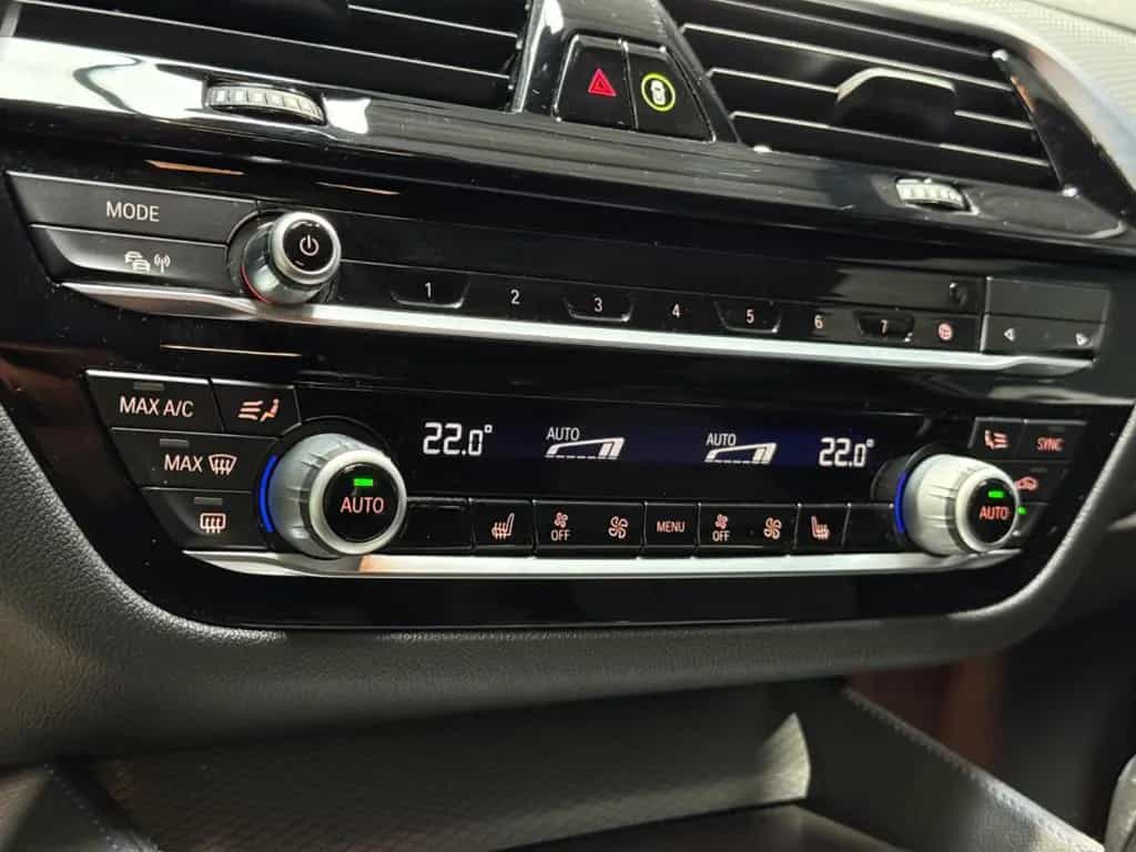 BMW 5 Series 520 d M Sportpaket 2HD/R-Kamera/LED/Alcantara 06/2020-photo-19
