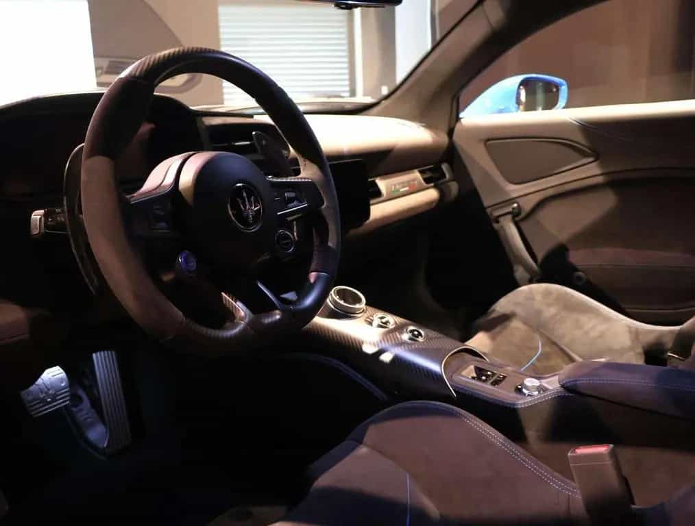 Maserati MC20 3.0 V6 630 CV null-photo-9
