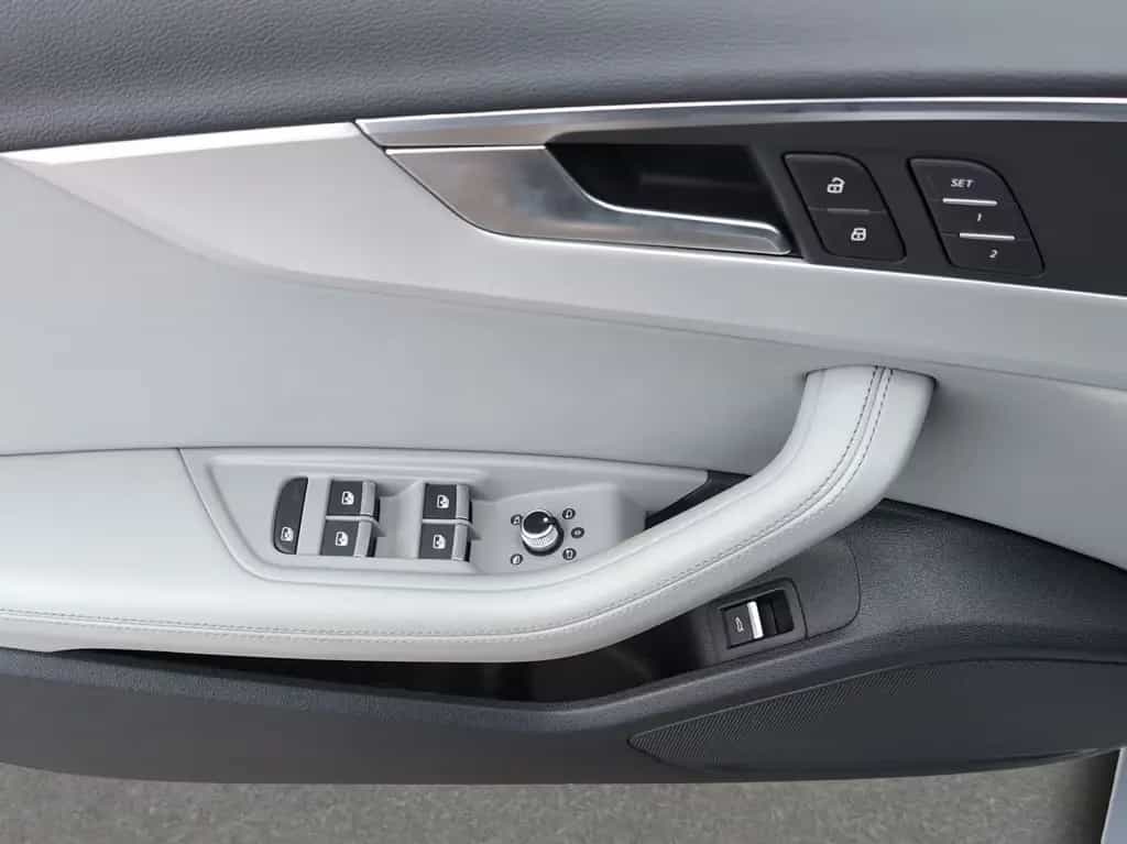 Audi A4 Avant 40 TDI S tro*Pano*Matrix*Navi+*Teillede 01/2023-photo-13