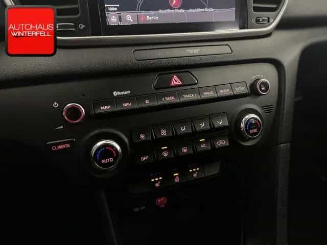 Kia Sportage 1.6 T-GDI VISION AHK+KAMERA+CARPLAY+DAB 03/2021-photo-17