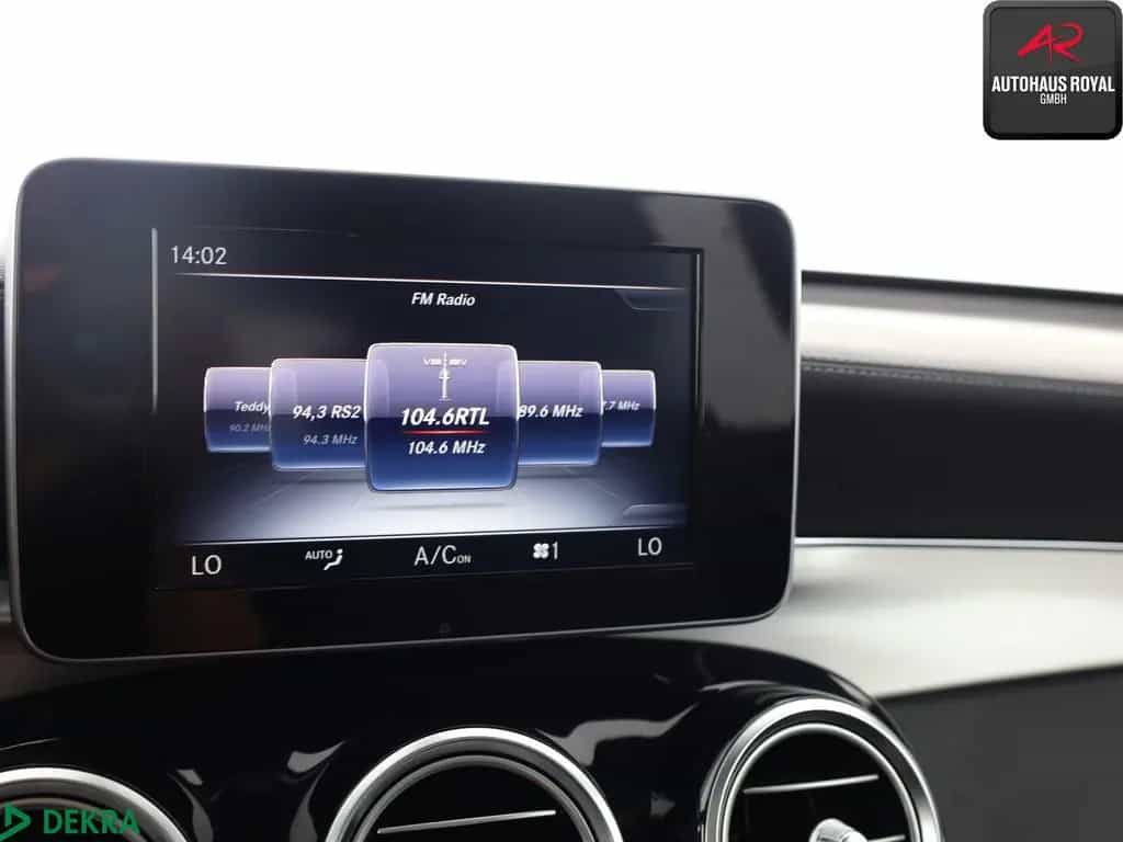 Mercedes-Benz GLC-Class 250 4M AMG STANDHEIZ,KAMERA,PANO,AMBIENTE,SH 09/2016-photo-20