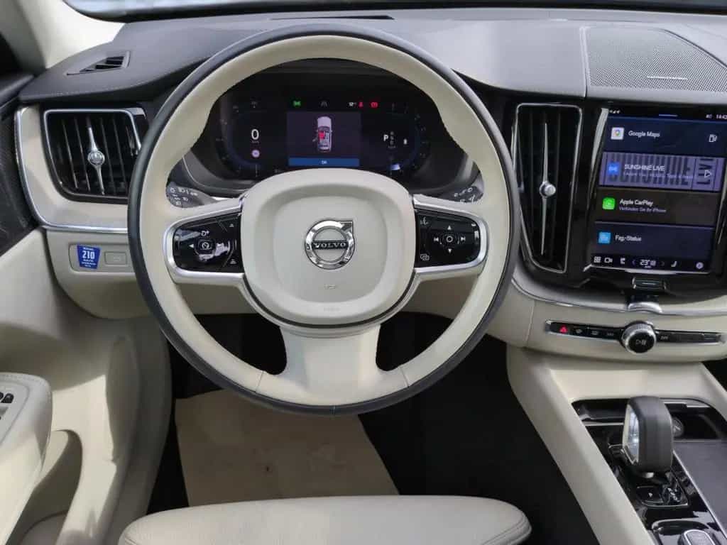 Volvo XC60 XC 60 Ultimate Bright AWD 01/2023-photo-17
