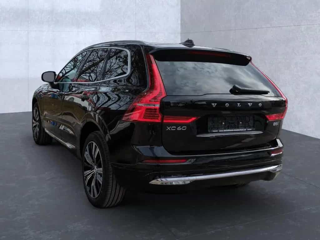 Volvo XC60 XC 60 Ultimate Bright AWD 01/2023-photo-3