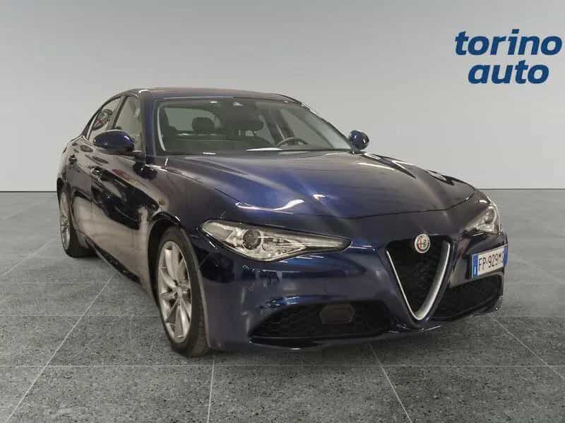 Alfa Romeo Giulia Giulia 2.2 Turbodiesel 180 CV 04/2018-photo-0