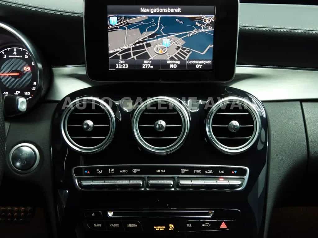 Mercedes-Benz C-Class 63 AMG 12/2017-photo-17