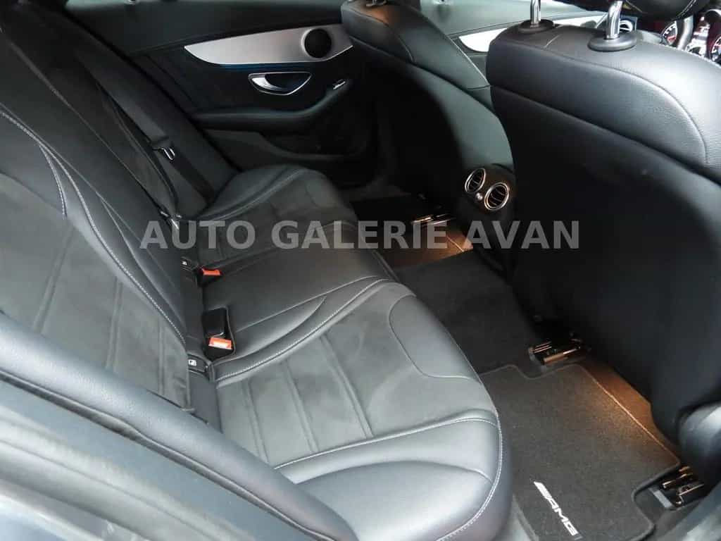 Mercedes-Benz C-Class 63 AMG 12/2017-photo-24