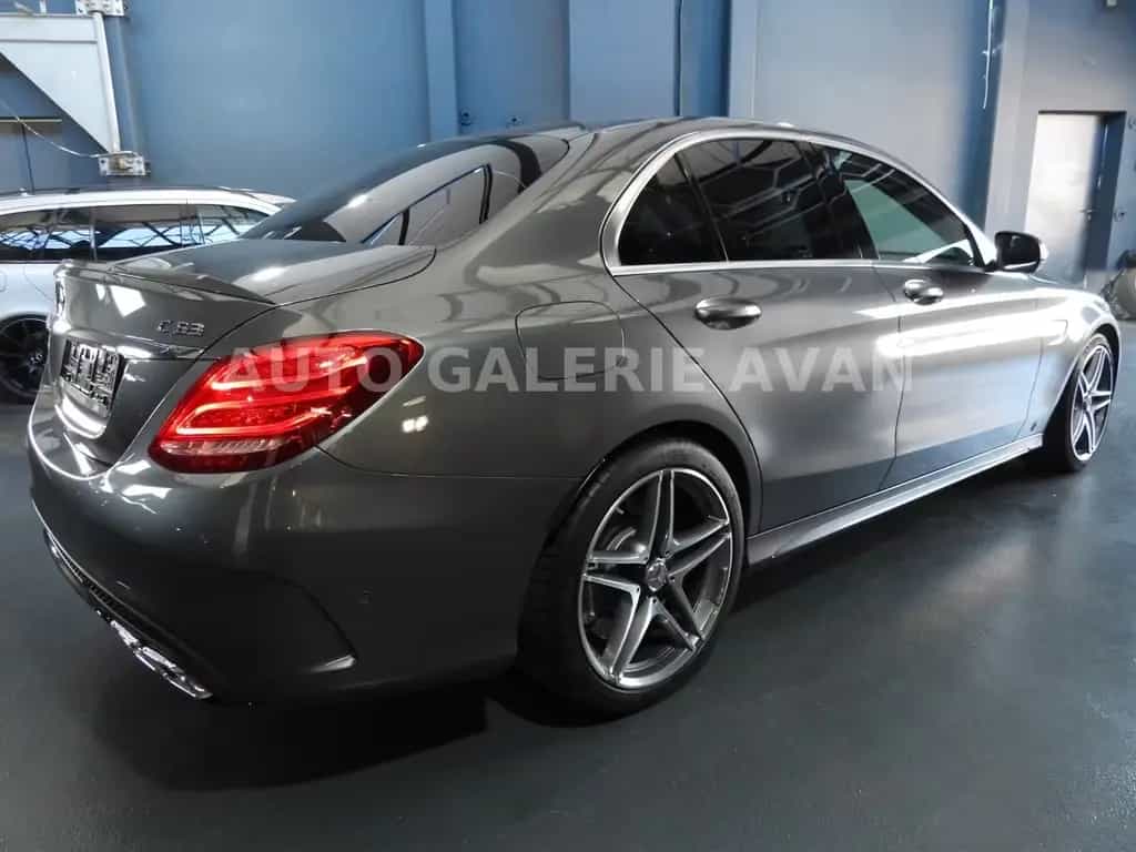 Mercedes-Benz C-Class 63 AMG 12/2017-photo-3