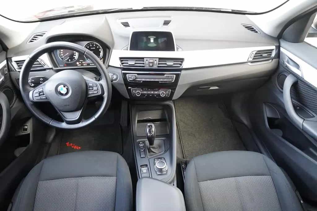 BMW X1 sDrive 20 i Advantage LED Navi el. Heckklappe 09/2019-photo-11
